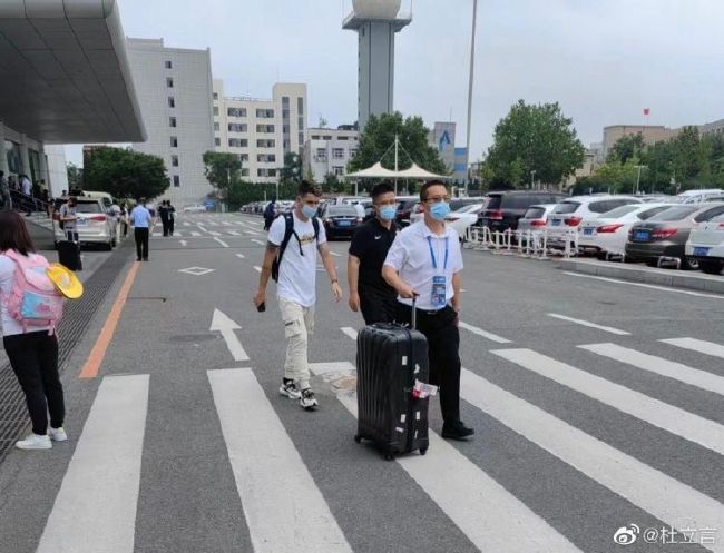 短篇艳妇荡岳小说